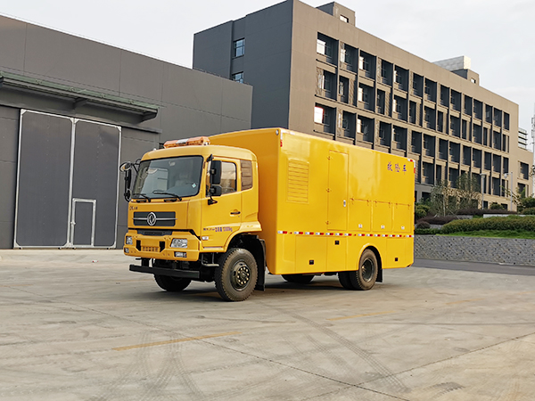 CLW5140XXHE6天錦四驅(qū)救險車